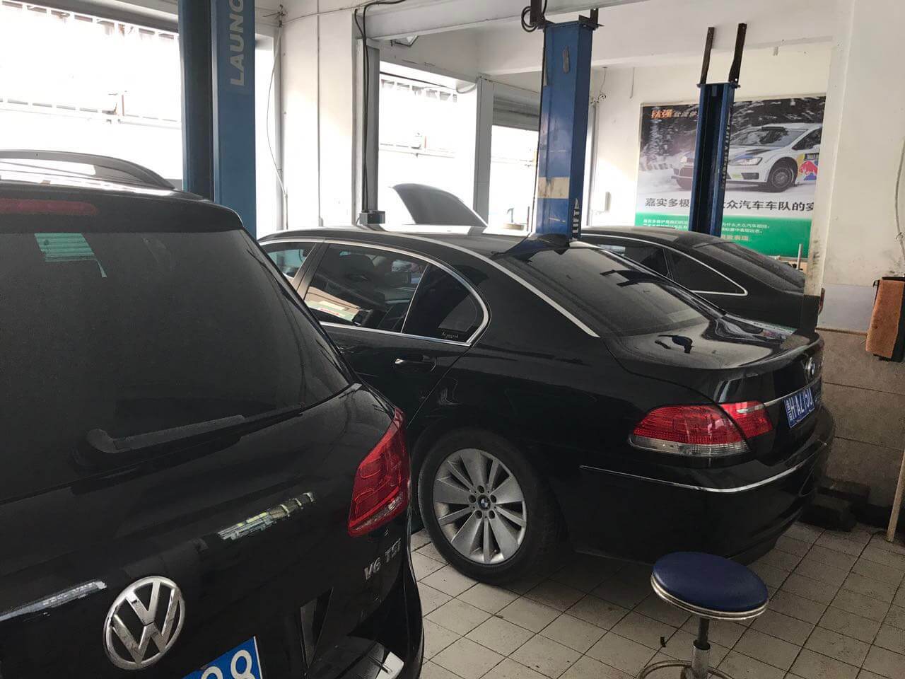 奥迪冷却液表面一层油与哪些原因有关?